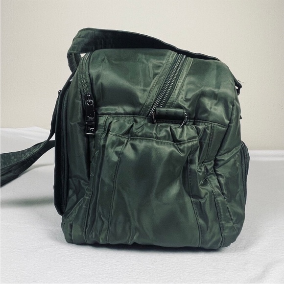 Lug Propeller Quilted Duffel Bag w/Strap Olive Green Travel Overnight Carry-on - Picture 8 of 16